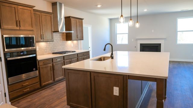 296 Harvest Point Blvd, Spring Hill, TN 37174