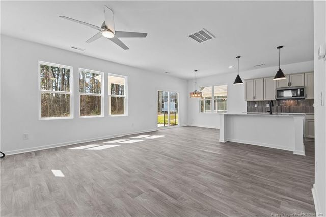 4534 Bunkers Bay Lane, Hope Mills, NC 28371