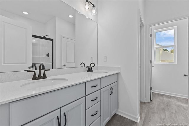 4534 Bunkers Bay Lane, Hope Mills, NC 28371