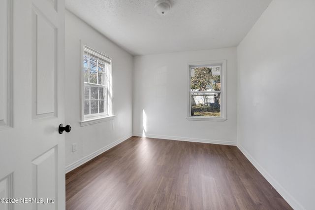 3173 3RD Circle S, Jacksonville, FL 32254