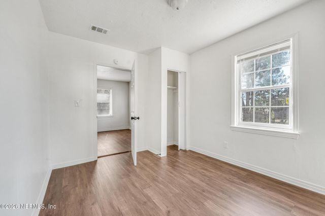 3173 3RD Circle S, Jacksonville, FL 32254