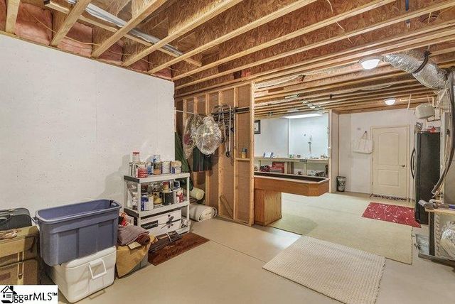 402 Boaters Row, Fair Play, SC 29643