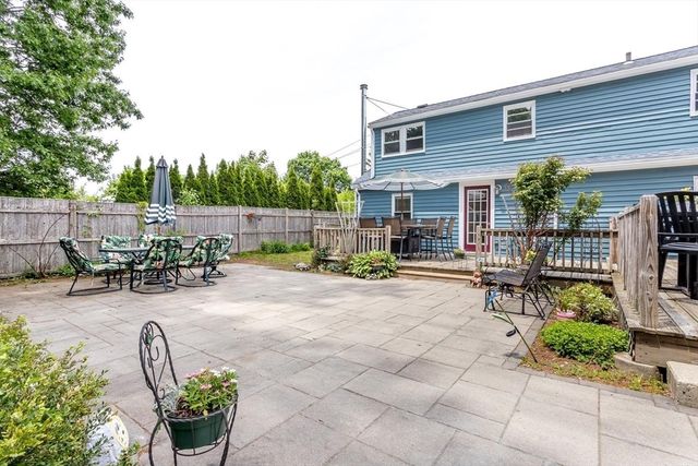 10 Cedarcrest, Canton, MA 02021