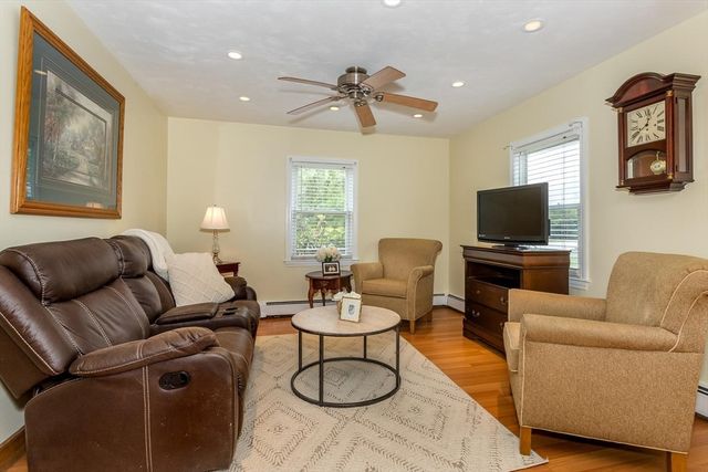 10 Cedarcrest, Canton, MA 02021
