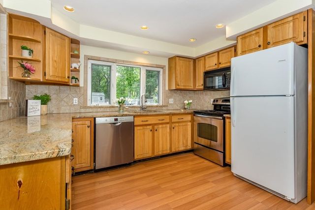 10 Cedarcrest, Canton, MA 02021