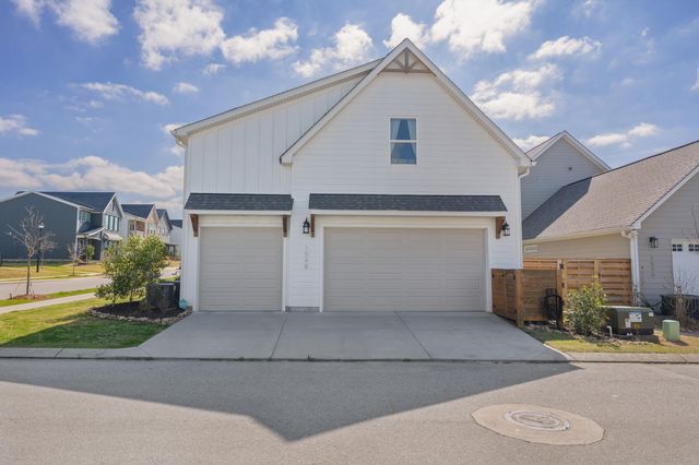 1548 Bourbon Way, Chattanooga, TN 37421