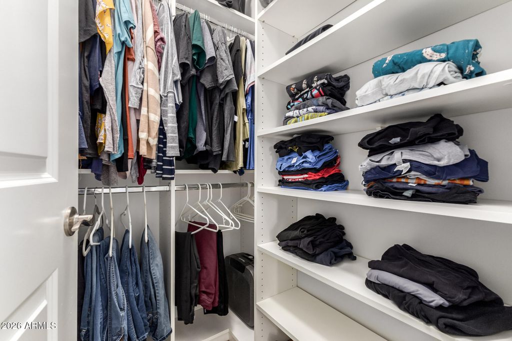 Image 17 of property listing at 240 W JUNIPER Avenue 1036, Gilbert, AZ 85233