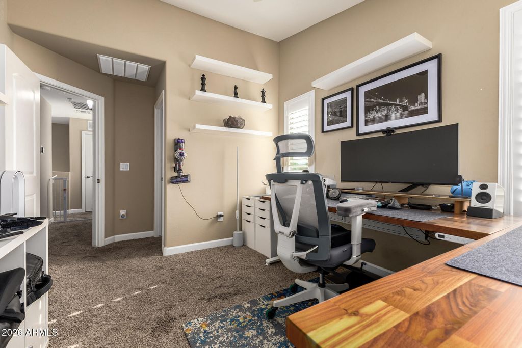 Image 19 of property listing at 240 W JUNIPER Avenue 1036, Gilbert, AZ 85233