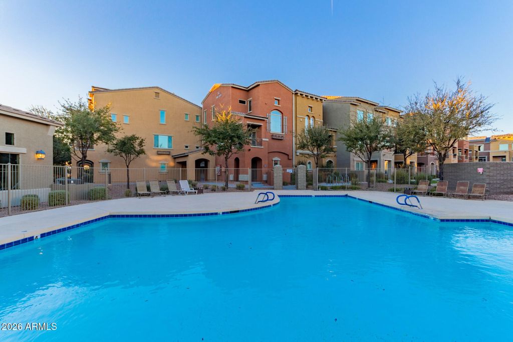 Image 23 of property listing at 240 W JUNIPER Avenue 1036, Gilbert, AZ 85233