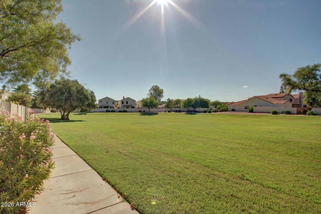 Image 33 of property listing at 240 W JUNIPER Avenue 1036, Gilbert, AZ 85233
