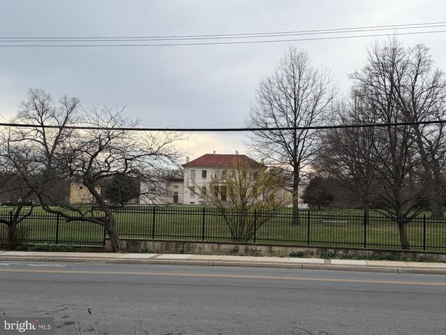 4808 RIVERDALE RD, Riverdale, MD 20737