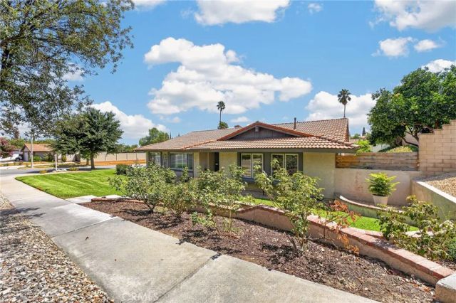 161 Channing Street, Redlands, CA 92373