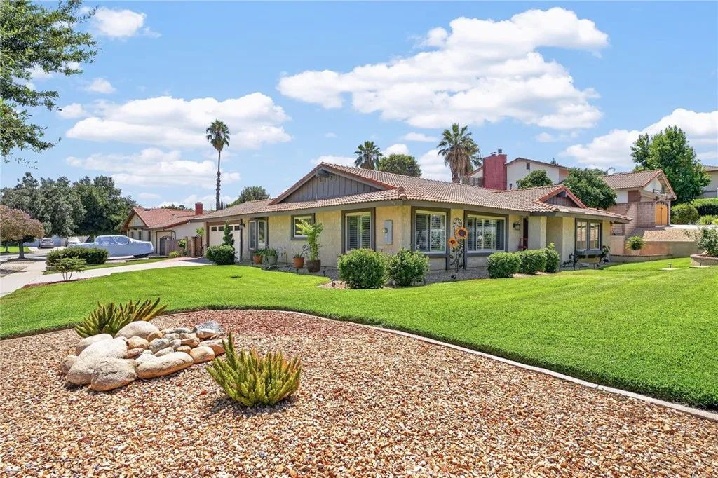 161 Channing Street, Redlands, CA 92373