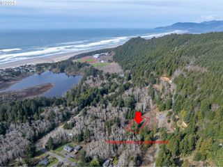 22870, Rockaway Beach, OR 97136