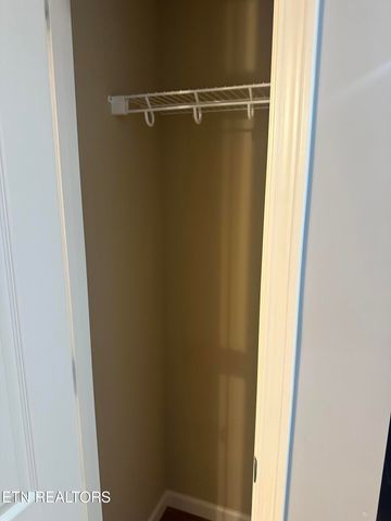 156 Stonefield Drive, Harrogate, TN 37752