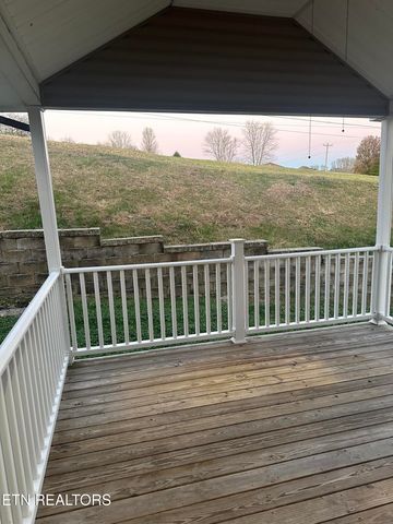 156 Stonefield Drive, Harrogate, TN 37752