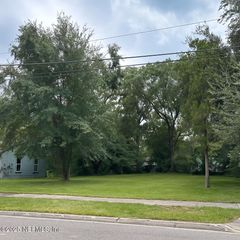 1622 W 10TH Street, Jacksonville, FL 32209