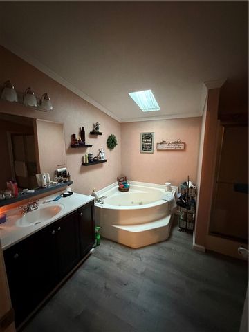 4 Justin Lane, Coventry, RI 02816