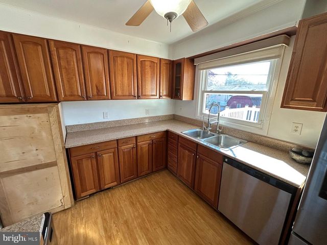 8014 STEADMAN ST, Alexandria, VA 22309