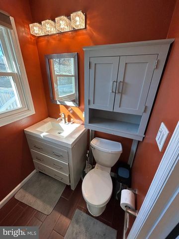 8014 STEADMAN ST, Alexandria, VA 22309