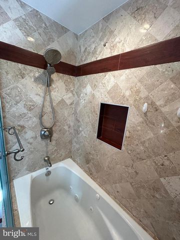 8014 STEADMAN ST, Alexandria, VA 22309