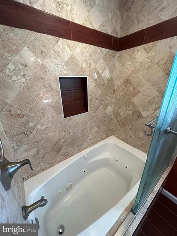 8014 STEADMAN ST, Alexandria, VA 22309