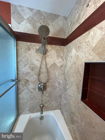 8014 STEADMAN ST, Alexandria, VA 22309