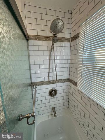 8014 STEADMAN ST, Alexandria, VA 22309