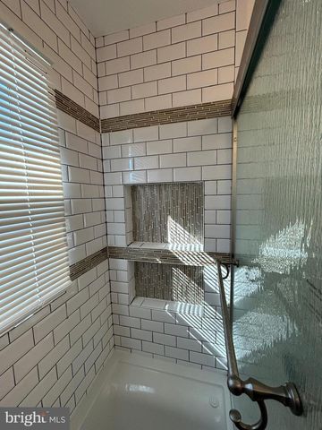 8014 STEADMAN ST, Alexandria, VA 22309