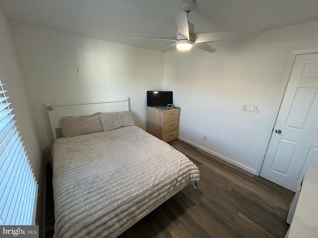 8014 STEADMAN ST, Alexandria, VA 22309