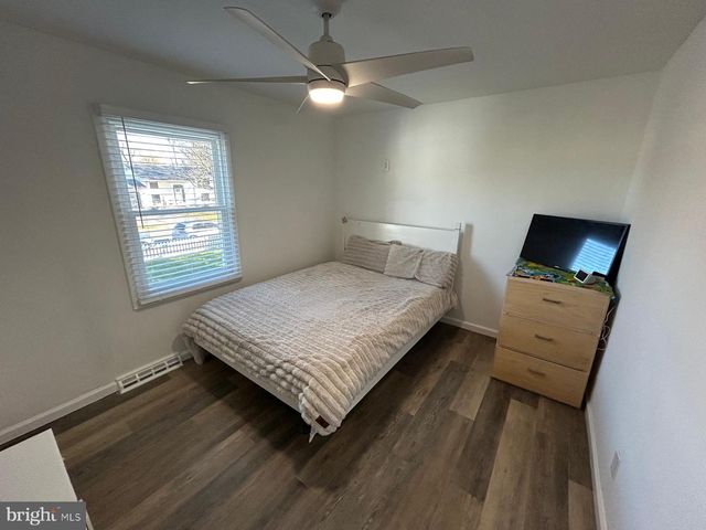 8014 STEADMAN ST, Alexandria, VA 22309