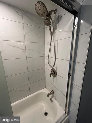 8014 STEADMAN ST, Alexandria, VA 22309