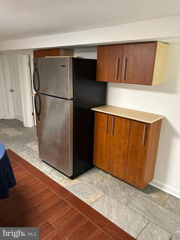 8014 STEADMAN ST, Alexandria, VA 22309