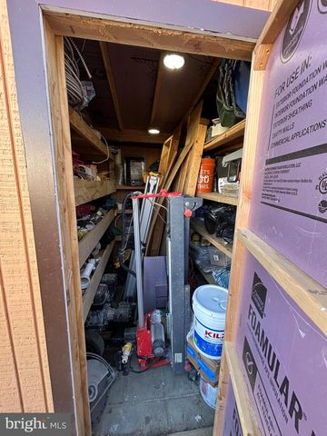 8014 STEADMAN ST, Alexandria, VA 22309