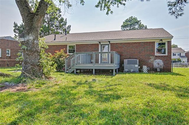 8536 Orcutt AVE, Hampton, VA 23605