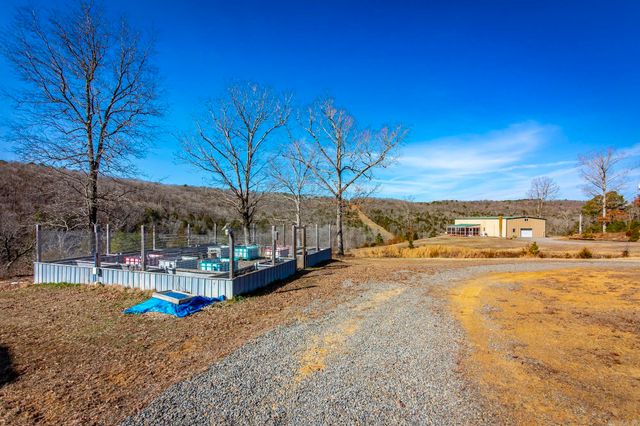 979 Marsh Mountain Rd., Pangburn, AR 72121