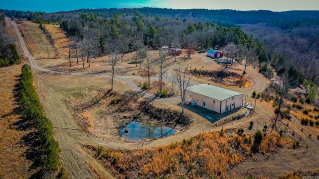 979 Marsh Mountain Rd., Pangburn, AR 72121
