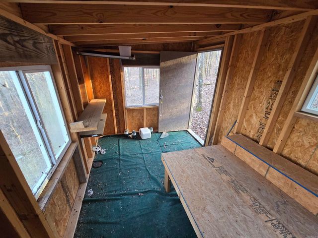 979 Marsh Mountain Rd., Pangburn, AR 72121