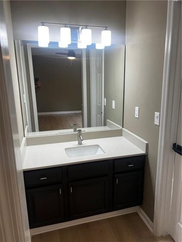 10 Huntington Place Drive, Atlanta, GA 30350