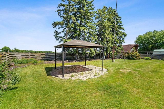 W2282 COUNTY ROAD Y, Lomira, WI 53048