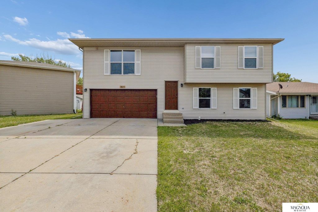 1809 Hartley Street, Lincoln, NE 68521
