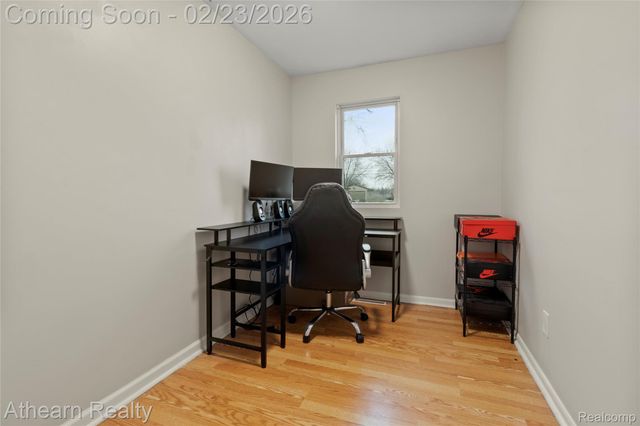 3053 Eastgate Street, Burton, MI 48519