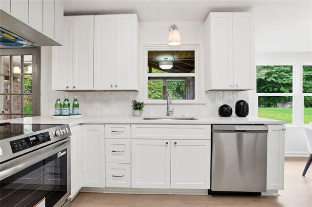 2905 Red Pine Court, Duluth, GA 30096
