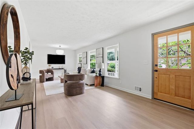 2905 Red Pine Court, Duluth, GA 30096
