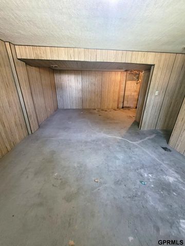 715 Lila Avenue, Bellevue, NE 68005
