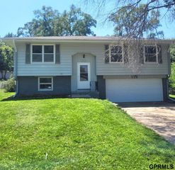 715 Lila Avenue, Bellevue, NE 68005