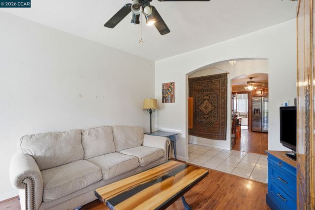 1035 Santa Fe Ave, Martinez, CA 94553