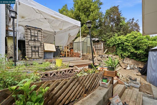 1035 Santa Fe Ave, Martinez, CA 94553