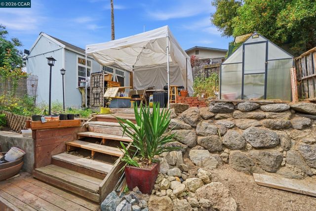 1035 Santa Fe Ave, Martinez, CA 94553