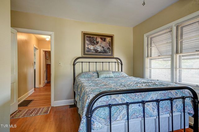 3220 Ashley Street, Kingsport, TN 37664